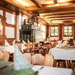 阿德勒酒店 Ziemetshausen