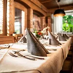 酒店 阿德勒酒店 Ziemetshausen