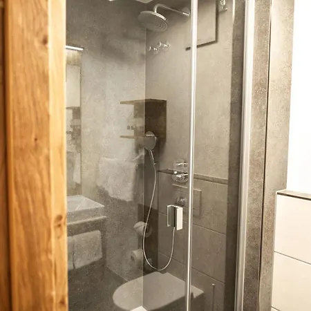 Hotel Adler 3*